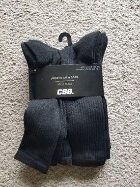Black Athletic Crew Socks - 6 pair unisex